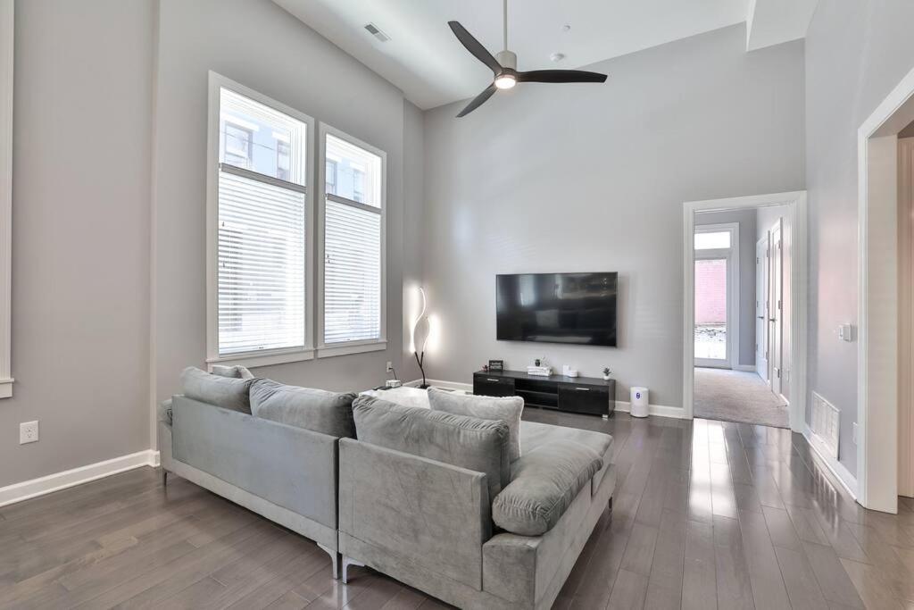 **New Modernlux Best Otr Condo *Park Onsite** Cincinnati Exterior photo